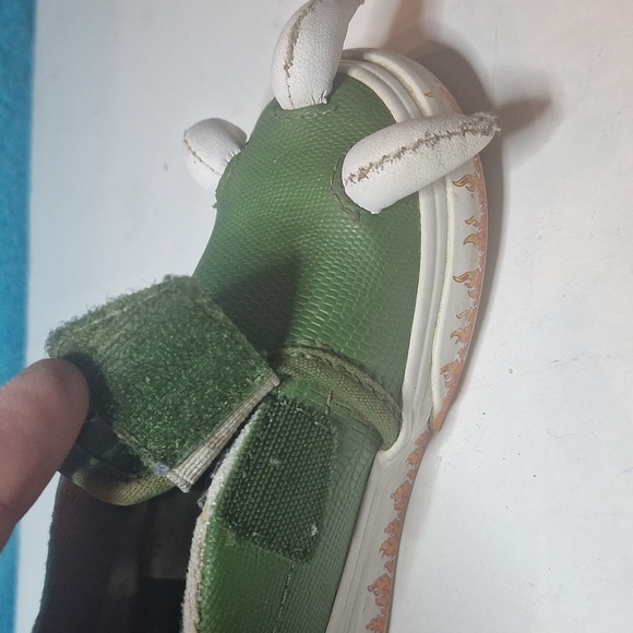 Toddler Vans Off The Wall Green Dragon Claw Reptile Slip-on with Velcro Size 7 - Picture 12 of 13